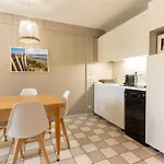 Appt 6 Pers Avec Piscine Couverte Tennis Et Parking Prive Gratuit 117 *