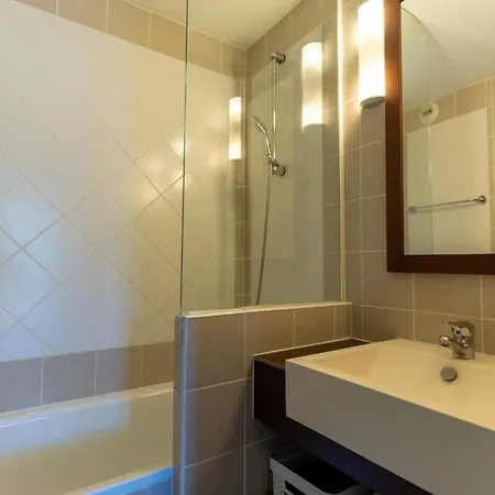 Appt 6 Pers Avec Piscine Couverte Tennis Et Parking Prive Gratuit 117 Lägenhet *