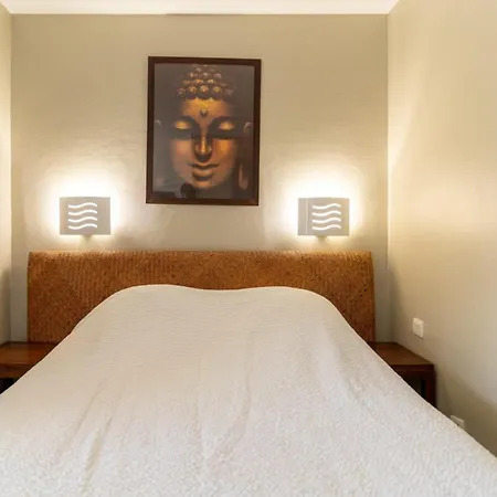 Beautiful Flat With Swimming Pool Tennis Court And Free Parking 117 Apartment