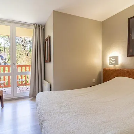 Appt 6 Pers Avec Piscine Couverte Tennis Et Parking Prive Gratuit 117 *