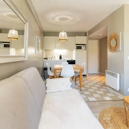 Appt 6 Pers Avec Piscine Couverte Tennis Et Parking Prive Gratuit 117 Lägenhet