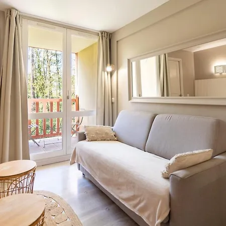 Appt 6 Pers Avec Piscine Couverte Tennis Et Parking Prive Gratuit 117 * Le Touquet