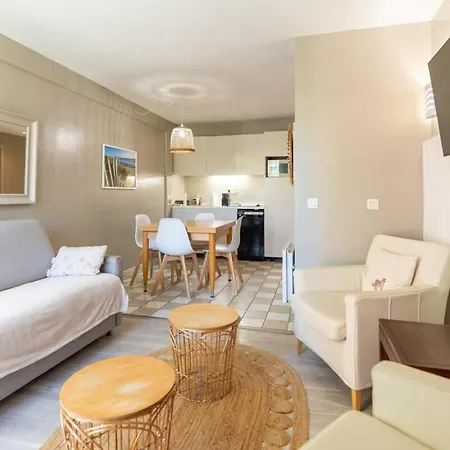 Beautiful Flat With Swimming Pool Tennis Court And Free Parking 117 Le Touquet